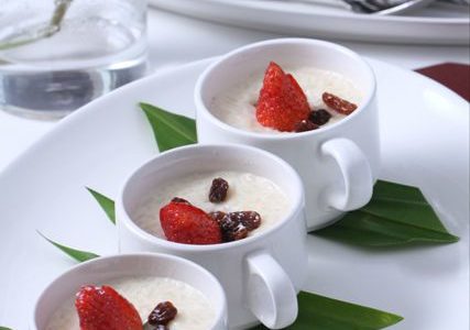 PUDING NASI BERSANTAN PUDING NASI BERSANTAN