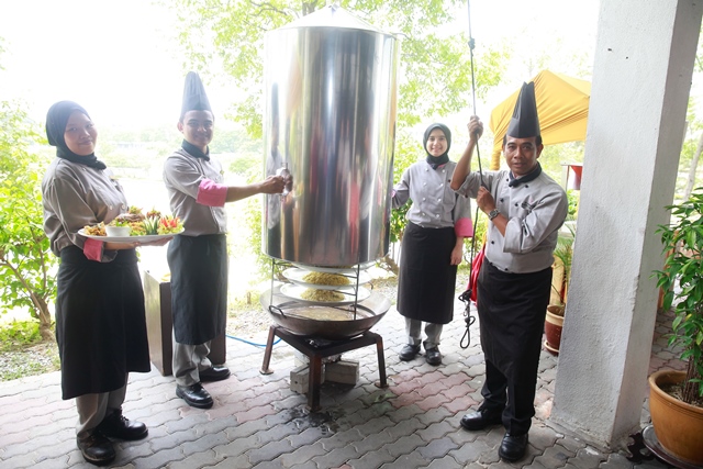 CORAT-CORET RAMADAN DI RHR HOTEL@UNITEN - Saji Online