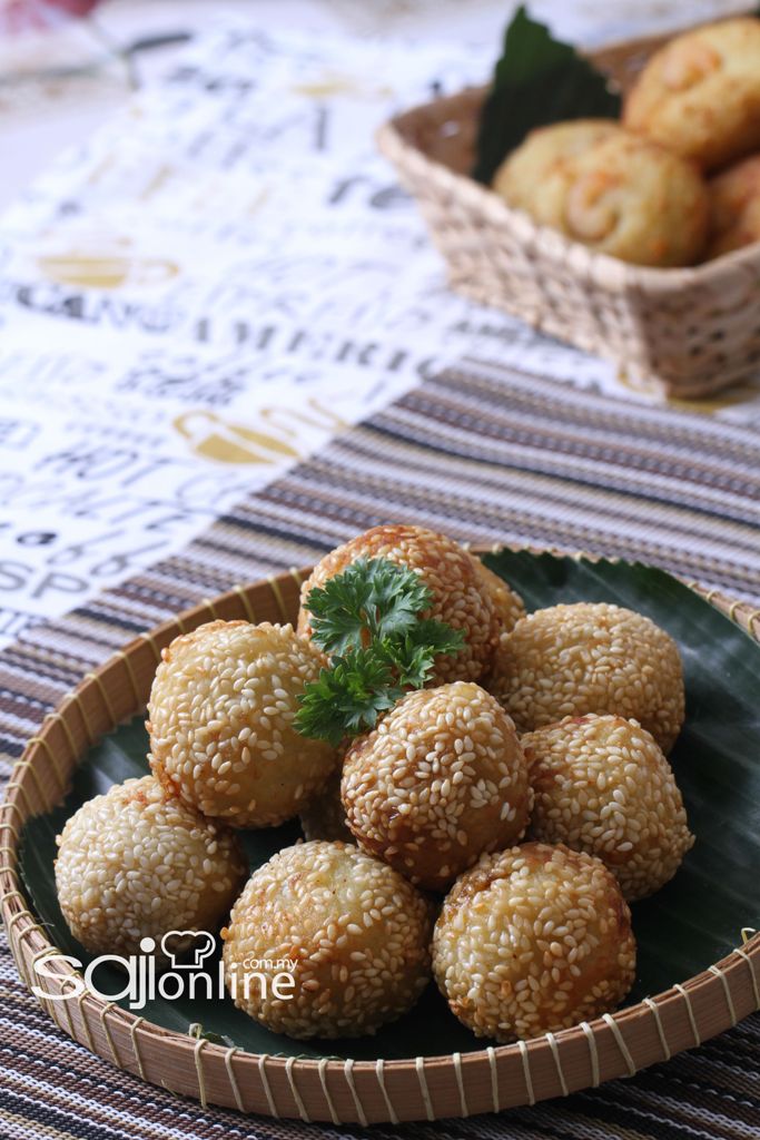 KUIH BOM KENTANG - Saji Online